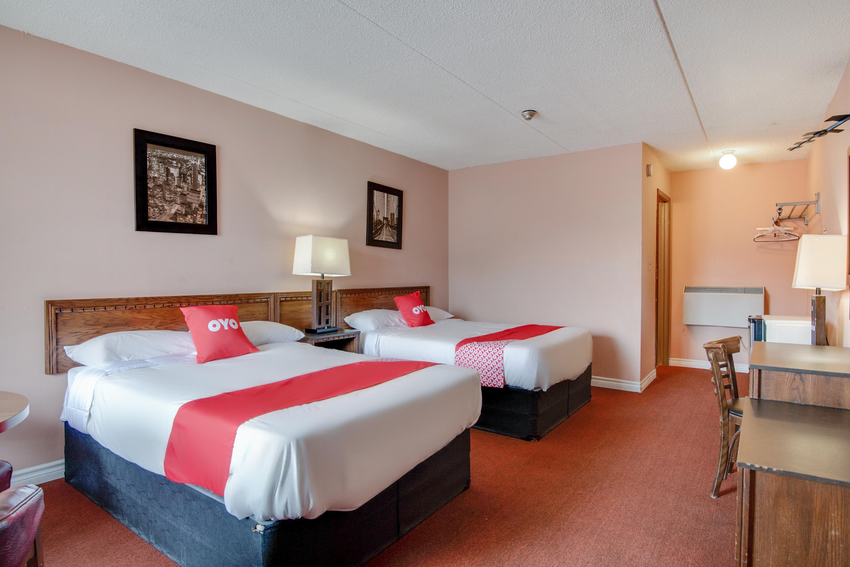 Falls Inn Near Casino Niagara By Oyo ภายนอก รูปภาพ